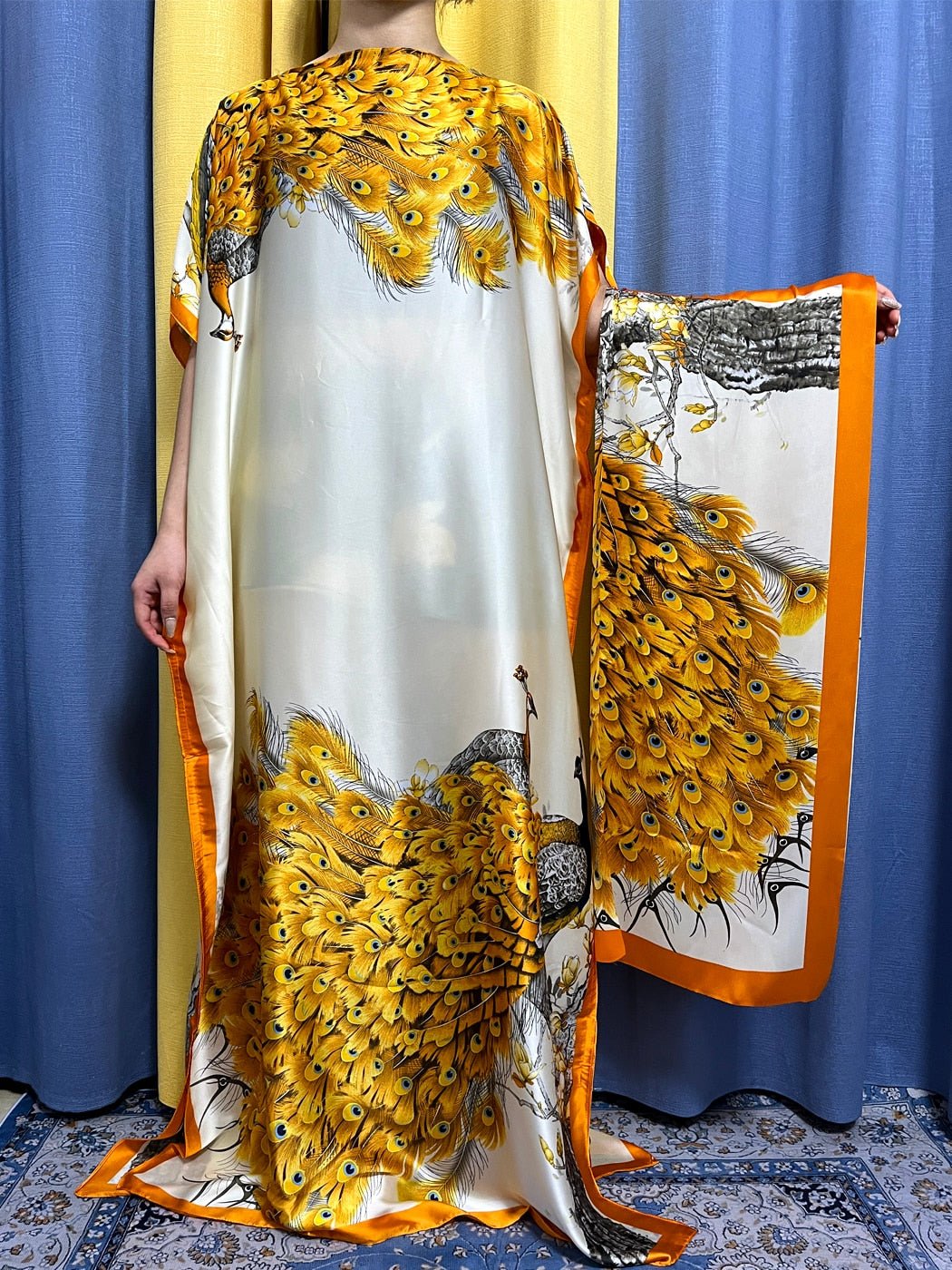 Stylish Muslim Abayas for Women: Elegant Summer Silk Collection with Headscarf - Flexi Africa - www.flexiafrica.com